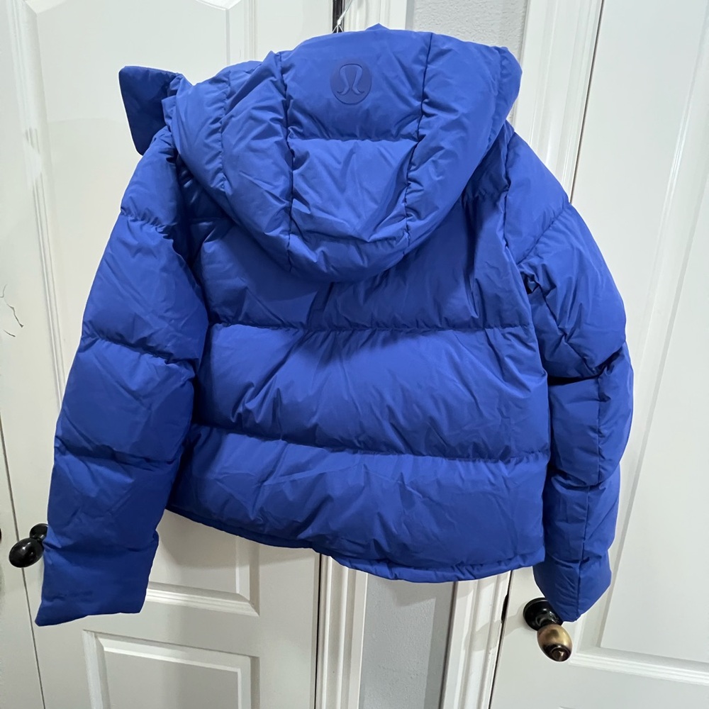 Lululemon WonderPuff Royal Blue Puffer Jacket - size 14 - Picture 4 of 5